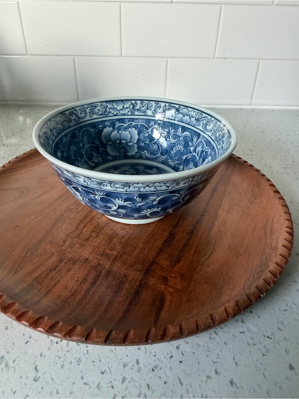 Blue and White vintage Chinoiserie Hollywood Regency Bowl